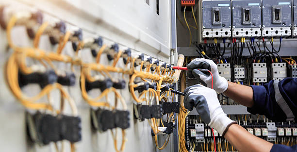 Professional Electrician technician working in Bellbrook, OH